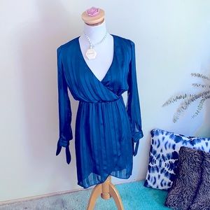 ALI + JAY | DEVIL IN A BLUE DRESS | SZ: X-SMALL